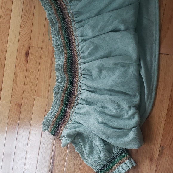 Off shoulder womens summer blouse - Picture 2 of 3